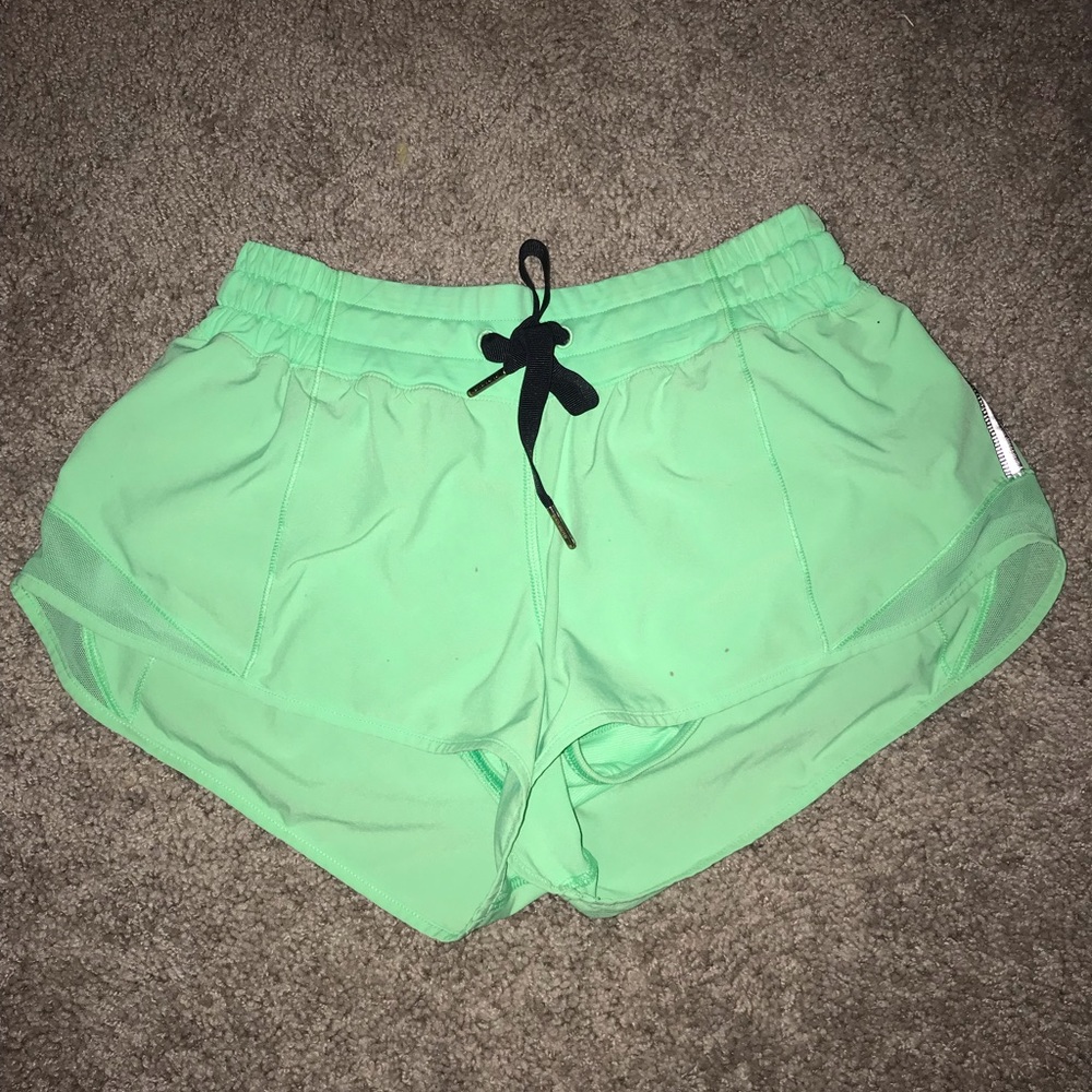 Lululemon Hotty hot shorts